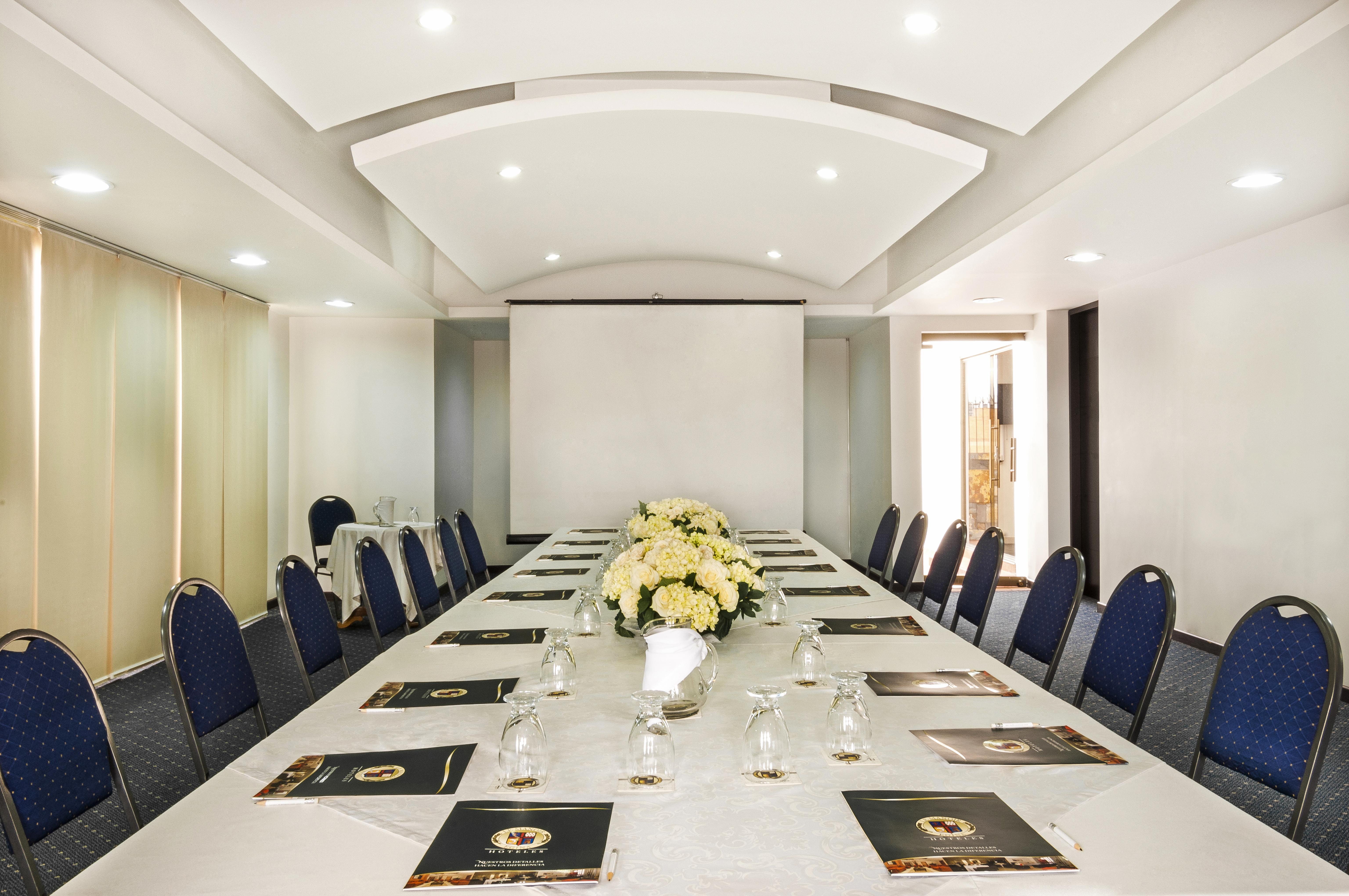 Hotel Egina Bogota Bagian luar foto